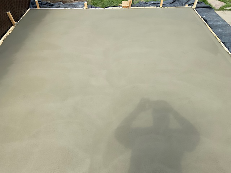 Mise en place coule et finition de beton a Boucherville - Projet clé en main, excavation, coffrage, mise en place et finition du béton. Travaux effectués à Boucherville sur la rive-sud de Montréal