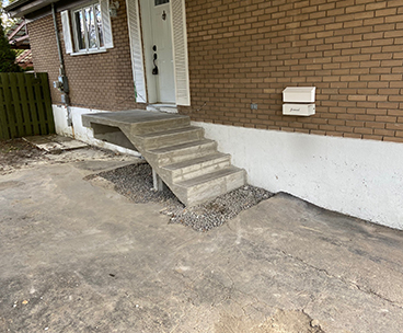 Reconstruction de balcon de beton a Boucherville sur la rive-sud de Montreal - Démolition et reconstruction d'un balcon en béton résidentiel, coffrage de balcon de béton, mise en place, coule et finition de béton