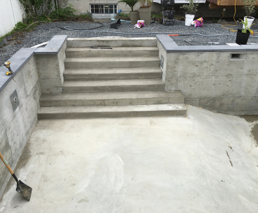 Projet special coule et finition de beton pour une piscine partie 3 - Coule et finition de béton pour une piscine creusée à Longueuil rive-sud de Montréal